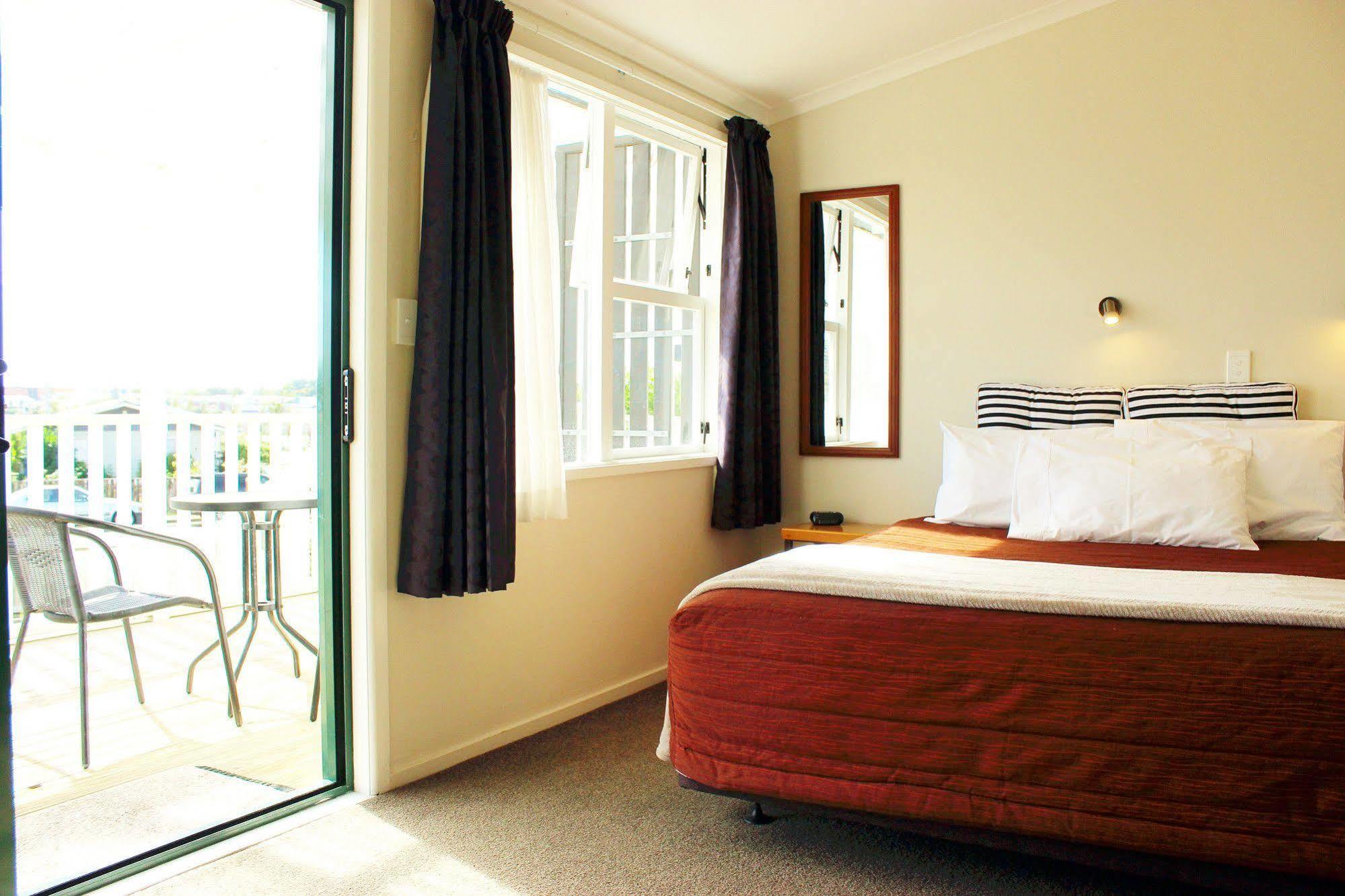 Te Awa Motel Whanganui Ngoại thất bức ảnh